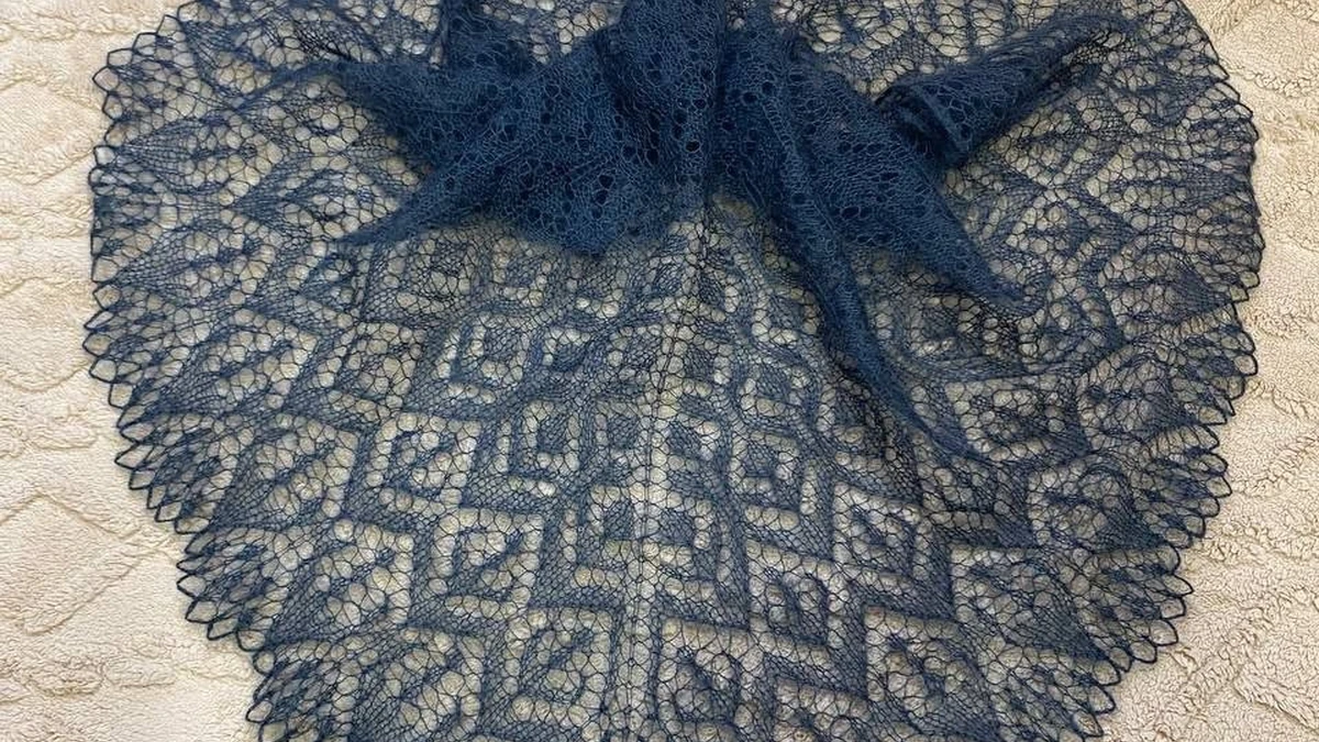 Синяя паутинка 🦋